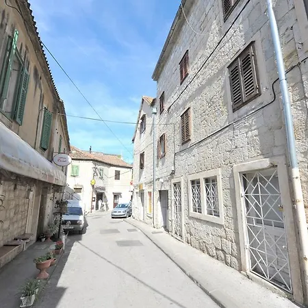 Gagi * Split